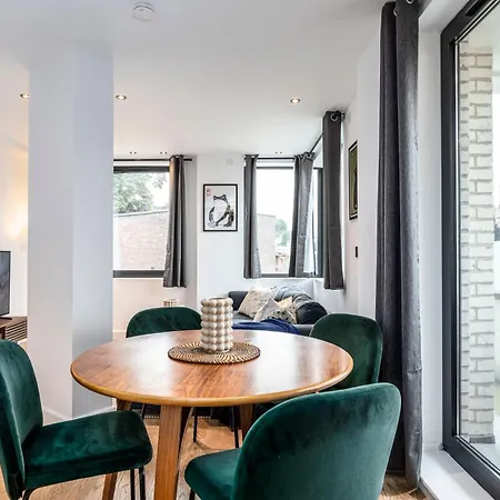 Xylo Apartments - Kentish Town Лондон Экстерьер фото